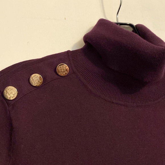 Tommy Hilfiger Women’s Turtleneck Lightweight Sweater - Picture 2 of 6
